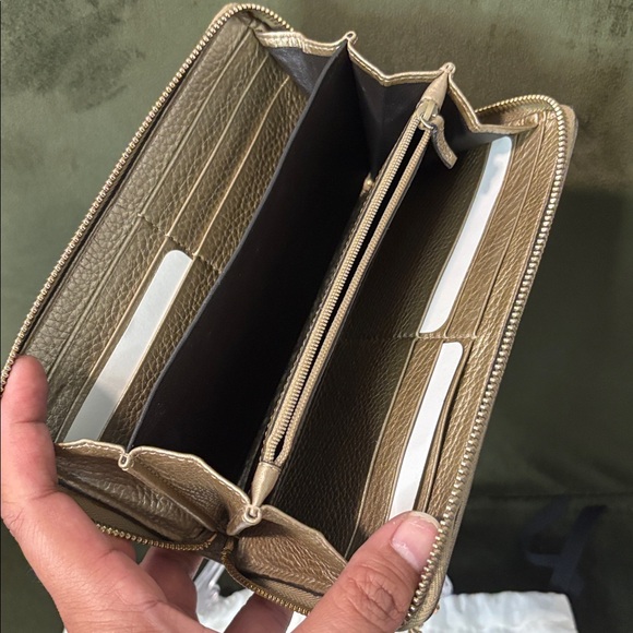 GUCCI Gold Bamboo Leather Continental Wallet Converted With Gold Chain - Picture 8 of 11